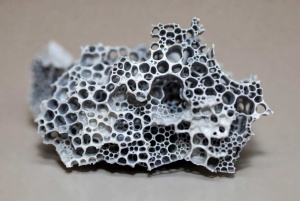 Close-up of Non-Flon Fluorine-Free Vent porous polymer membrane structure showing advanced fluorine-free material technology 插入位置：